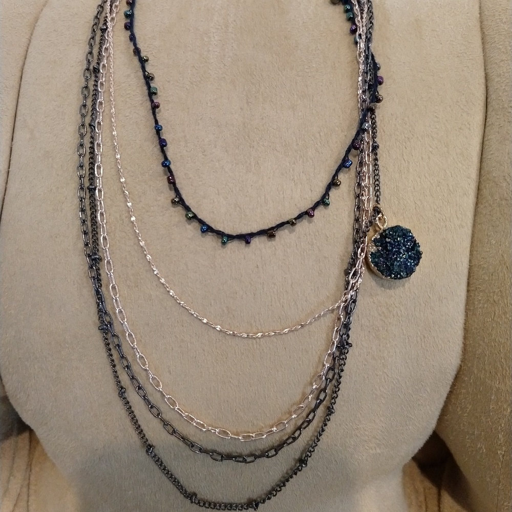 Multilayered Necklace with Geode Pendant